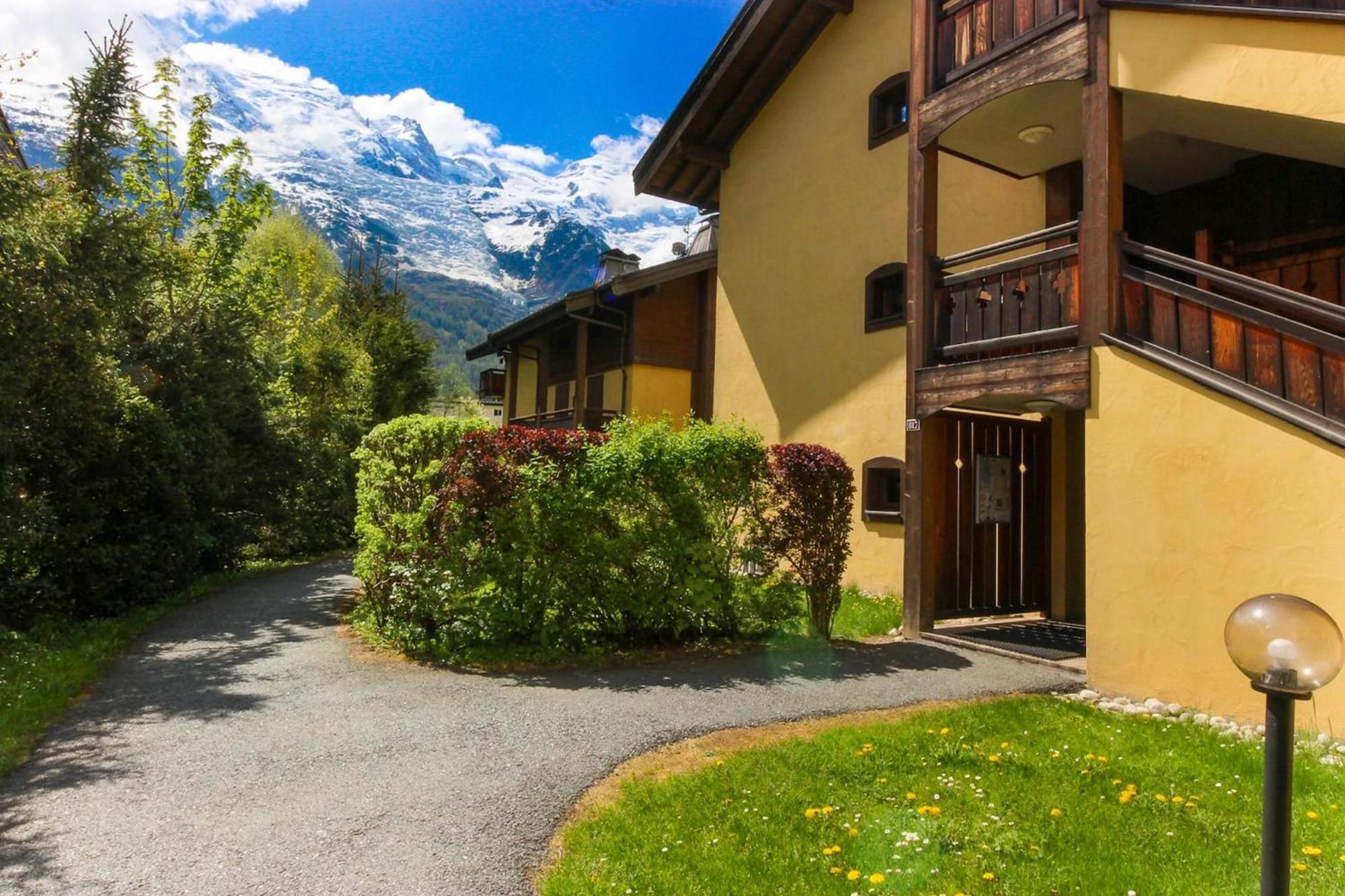 Les Capucins - Calm - Mont-Blanc - Lake Gaillland Chamonix Exterior foto
