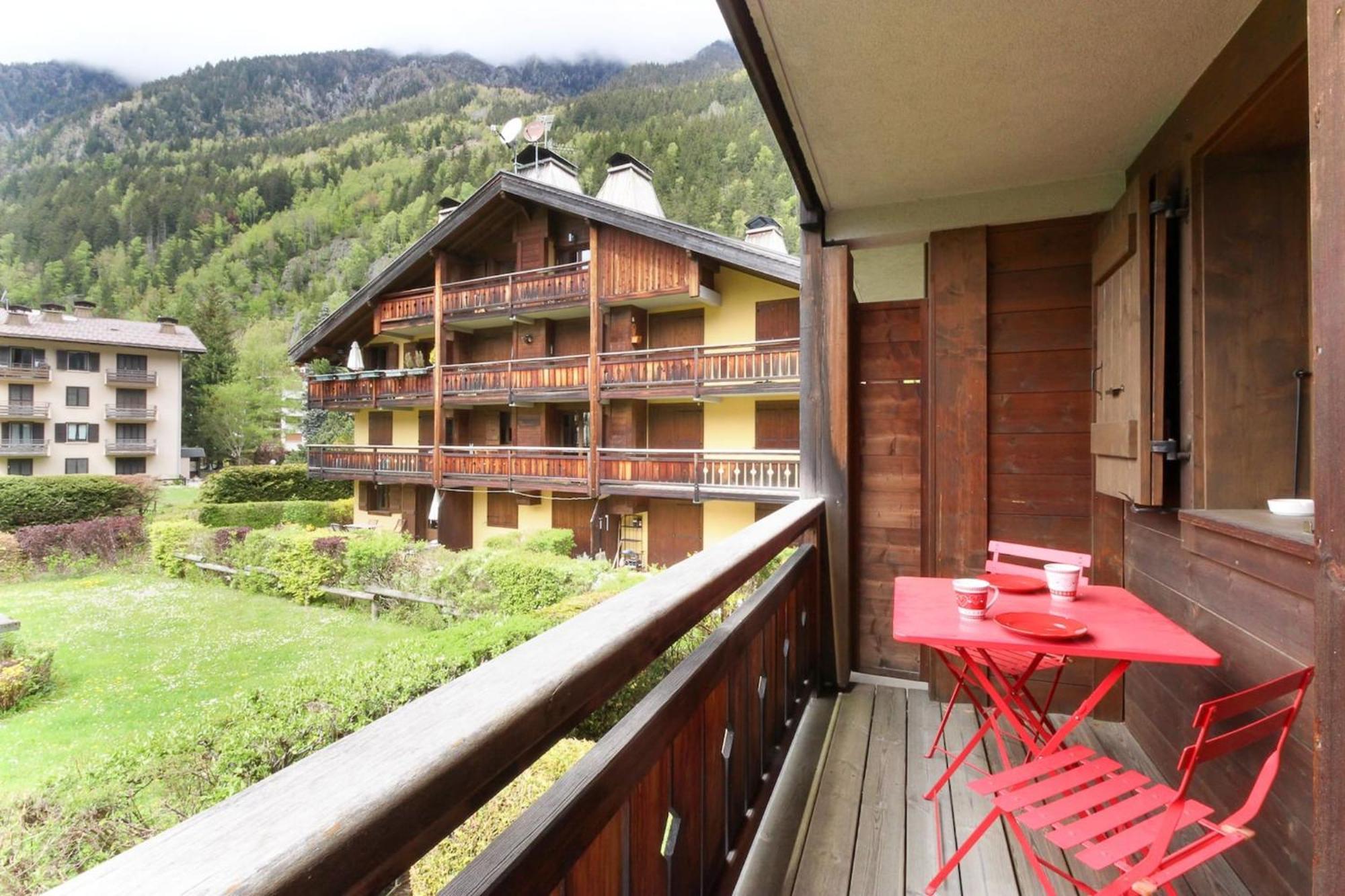 Les Capucins - Calm - Mont-Blanc - Lake Gaillland Chamonix Exterior foto